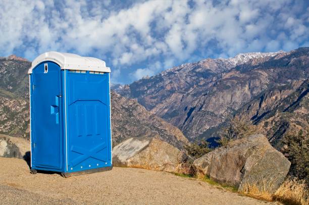 Best Porta potty delivery and setup  in Akron, PA